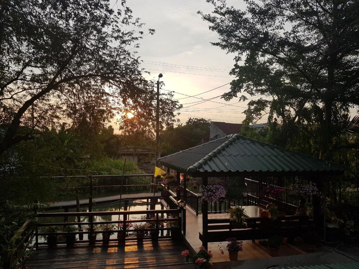 Ban Khlong Si Songthai Suvarnabhumi מראה חיצוני תמונה