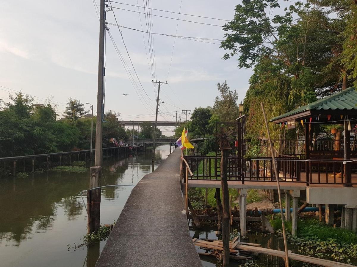 Ban Khlong Si Songthai Suvarnabhumi מראה חיצוני תמונה