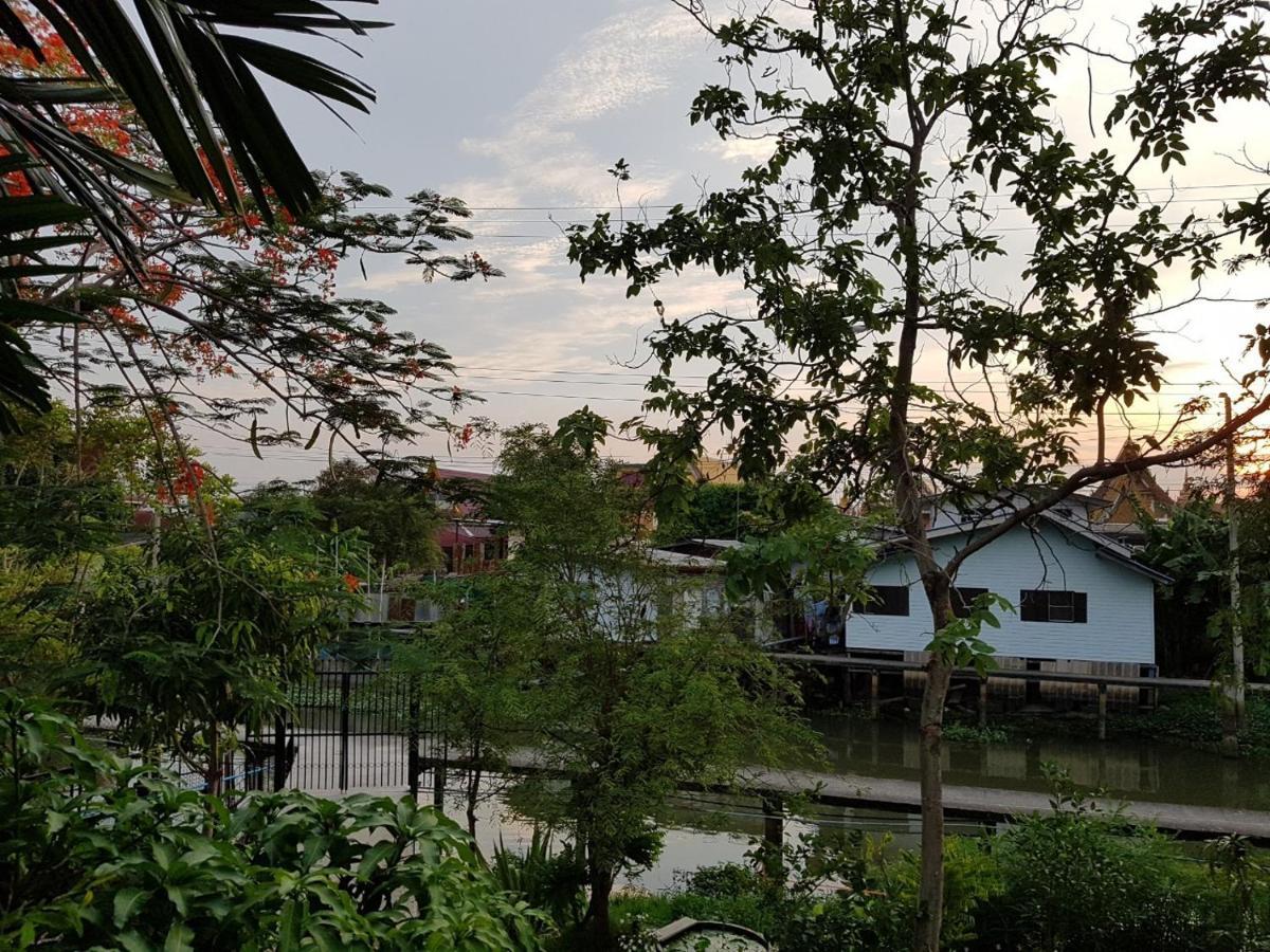 Ban Khlong Si Songthai Suvarnabhumi מראה חיצוני תמונה